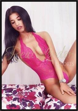 Flavia - Escort lady London 3