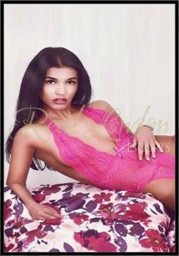 Flavia - Escort lady London 4