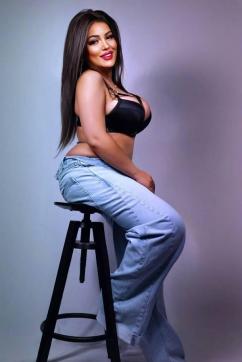 Iris - Escort lady London 4