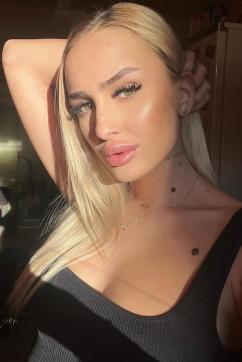 Monika - Escort lady London 3