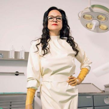 Lana van Orten - Escort dominatrix Berlin 4