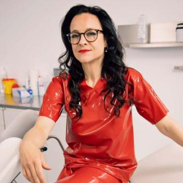 Lana van Orten - Escort dominatrix Berlin 5