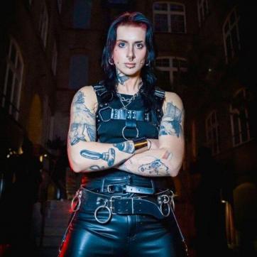 Seladon Hex - Escort bizarre lady Berlin 2