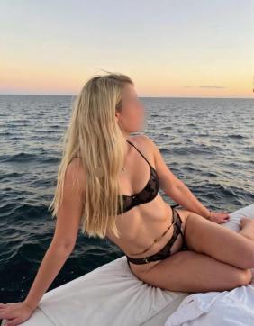 Amelia Moore - Escort lady Perth AU 2