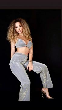 Adriana - Escort lady Fullerton 4