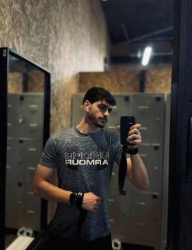 Momkw - Escort mens Istanbul 12