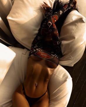 Valdemara - Escort lady Paris 6