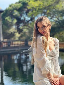 Kate - Escort lady London 13