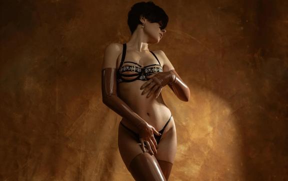 Eveosyth - Escort lady London 2