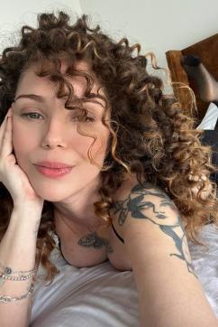 Rivka - Escort lady London 3