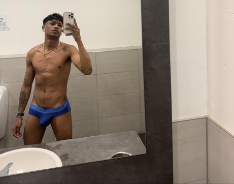 AlexanderXL - Escort gay Amsterdam 3