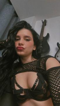 Cinzia - Escort lady Bangkok 2