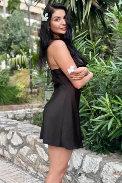 Skye - Escort lady London 2