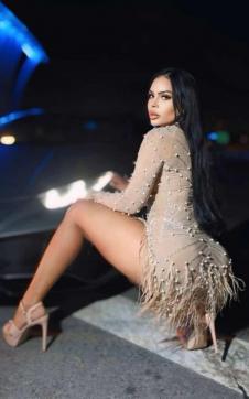 Manu - Escort lady Dubai 3