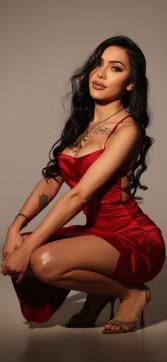 Victoria - Escort lady London 2