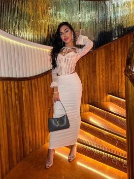Victoria - Escort lady London 8