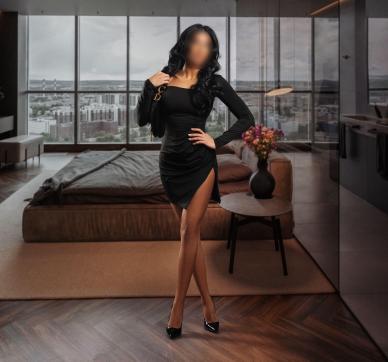 Aurelia - Escort lady Hamburg 5