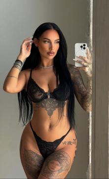 Mia - Escort lady Miami FL 5