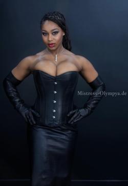 Mistress Olympya - Escort dominatrix Munich 1
