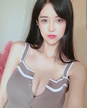 Mal - Escort lady Ōsaka 2