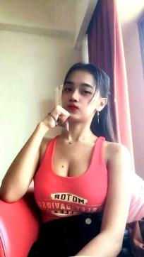 Erika - Escort lady Jakarta 4