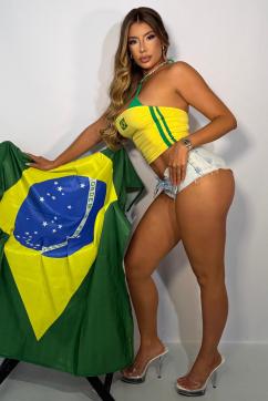 Anitta - Escort lady London 5