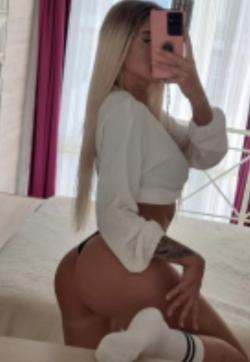 Kiti - Escort ladies Sacramento CA 1