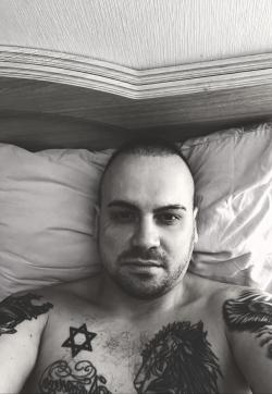Charlie - Escort mens Kiev 1