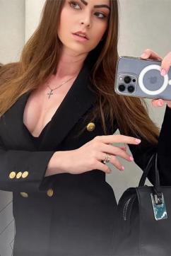Lorena - Escort lady Berlin 4