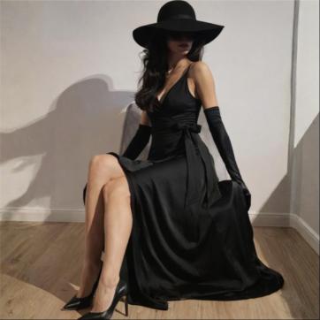 Victoire - Escort dominatrix Berlin 5