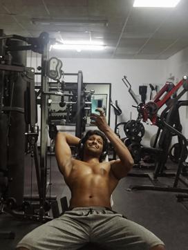 Teddy - Escort mens Abu Dhabi 2