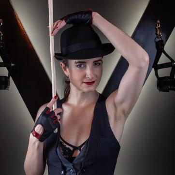 Hekate - Escort dominatrix Berlin 2