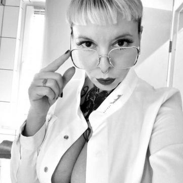 Annabel Schöngott - Escort bizarre lady Berlin 5