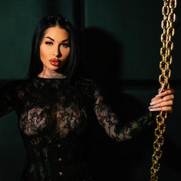 Dirty Snowwhite - Escort bizarre lady Berlin 6