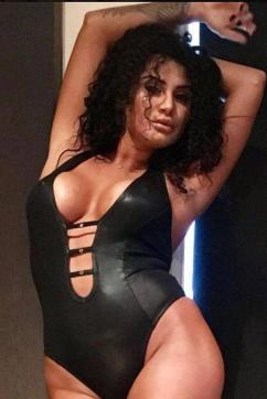 Raifa - Escort lady London 3