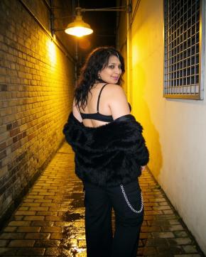 Noreen - Escort lady London 5