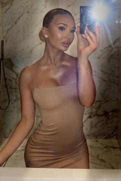Pearl - Escort lady London 5