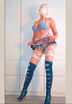 sexy strip - Escort ladies Frankfurt 1 sexy strip - Escort ladies Frankfurt 1
