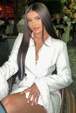 Veeda - Escort lady London 4