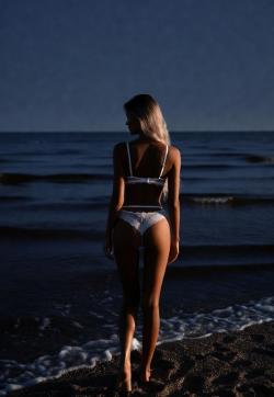 Kera FLY ME TO YOU ONLY - Escort lady Santo Domingo 1
