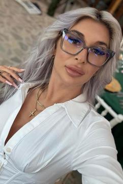 Xhandra - Escort lady London 5