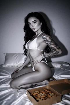Sincere Sparkles - Escort lady London 3