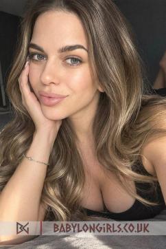 Alesia - Escort lady London 4