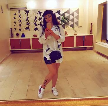 Sarah - Escort lady Istanbul 2