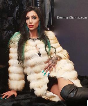 Goddess Domina Charlize - Escort dominatrix Munich 13
