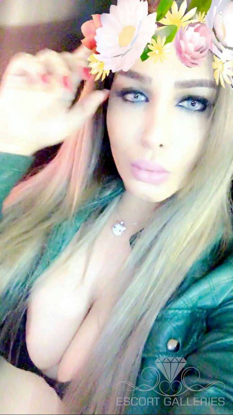 Keksa ayollar kamming onlayn porno