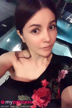Karis - Escort lady Bangkok 5