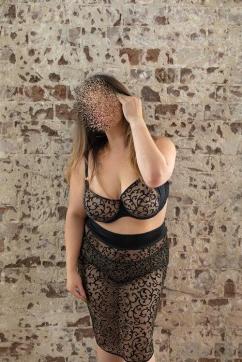 Roxana Popescu - Escort lady Bucharest 11