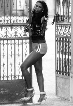 Mela - Escort lady Berlin 6