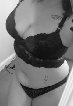 Roxie - Escort ladies Newcastle upon Tyne 1